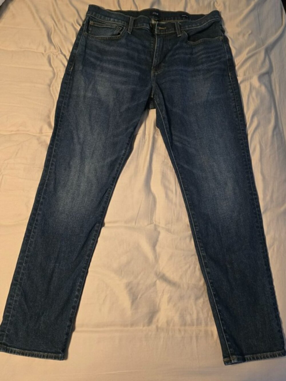 J.Crew Factory Athletic Slim-Fit Jean in Signature Flex, Dark Wash